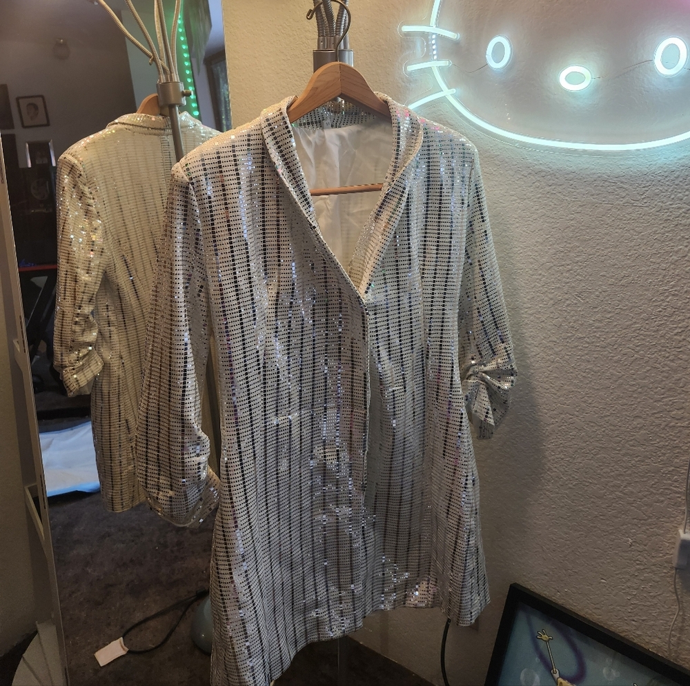 💖💖💖GUESS Silver Sequin V-Neck Women's Blazer💖💖💖